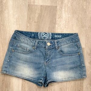 SO Jean Shortie Sz 9